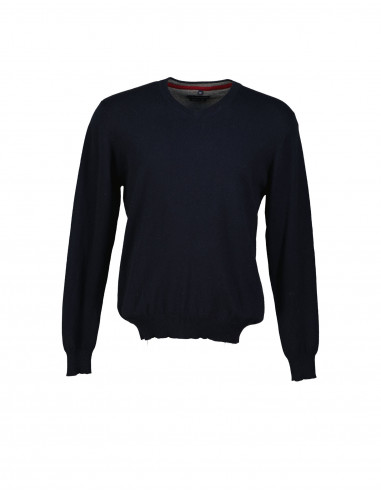 A. W. Dunmore men's V-neck sweater