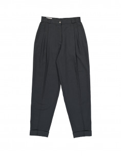 Happy women's pleated trousers