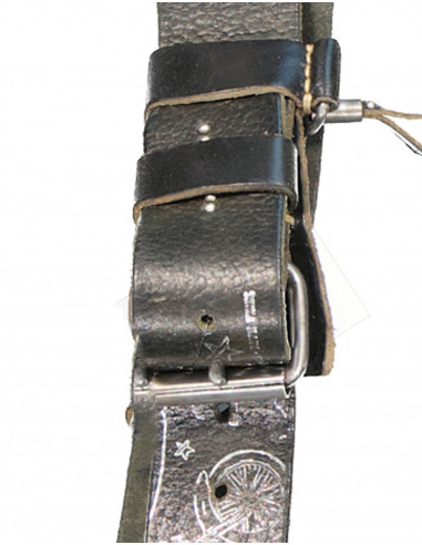 Dukes men's belt