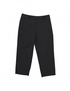 Woman women's capri trousers