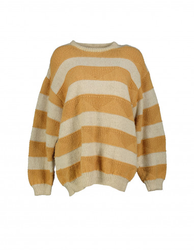 Vintage women's crew neck sweater