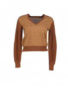 Berman's women's V-neck sweater