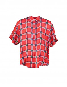 Loose men's silk shirt