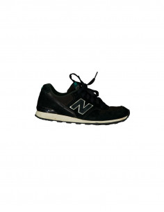 New Balance women's sneakers