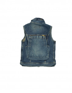 Women vests | Vintage style accents for women | Think2