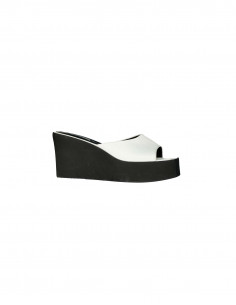 Cascade women's sandals
