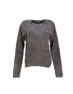 Vintage women's crew neck sweater